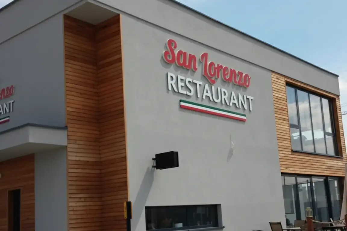 Restaurant 3D Logo Sign