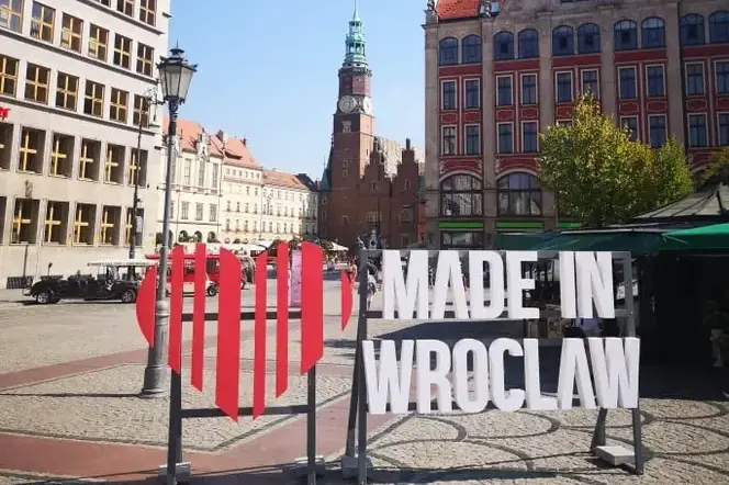 Standing Letters 3D Sign