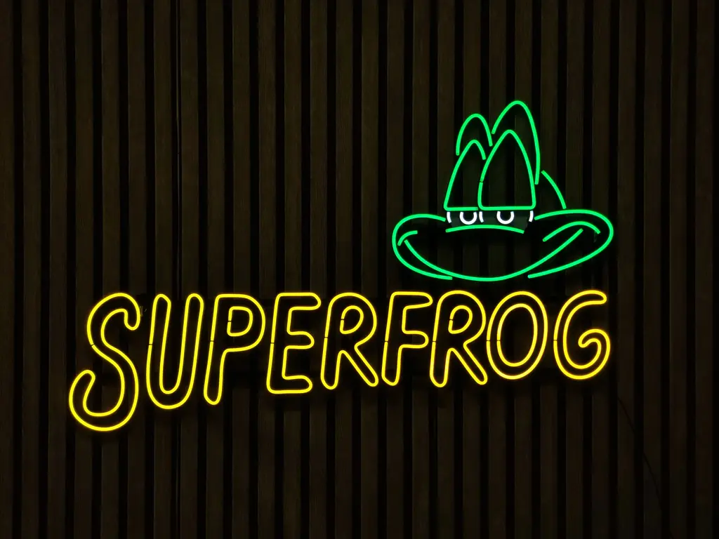 SUPERFROG
