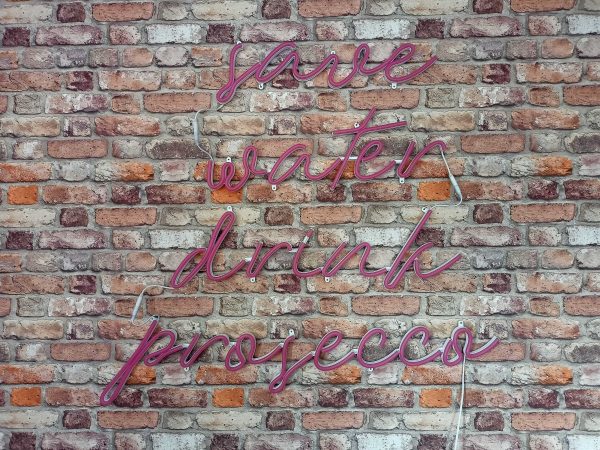 save water drink prosecco- Neon LED Classic - Image 3