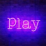 Play - Neon LED Classic