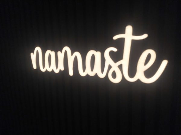Namaste - 3D Frontlit – Bild 4