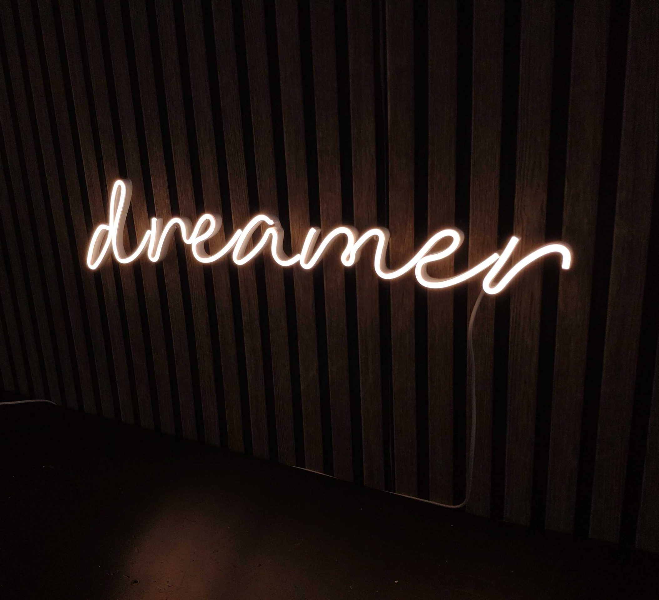 Dreamer - Neon LED Classic