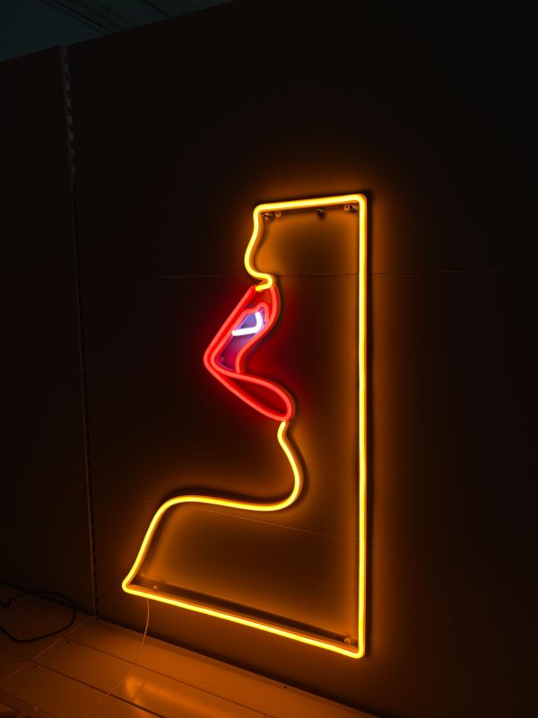 Gesicht im Rahmen - Neon LED Classic – Bild 3
