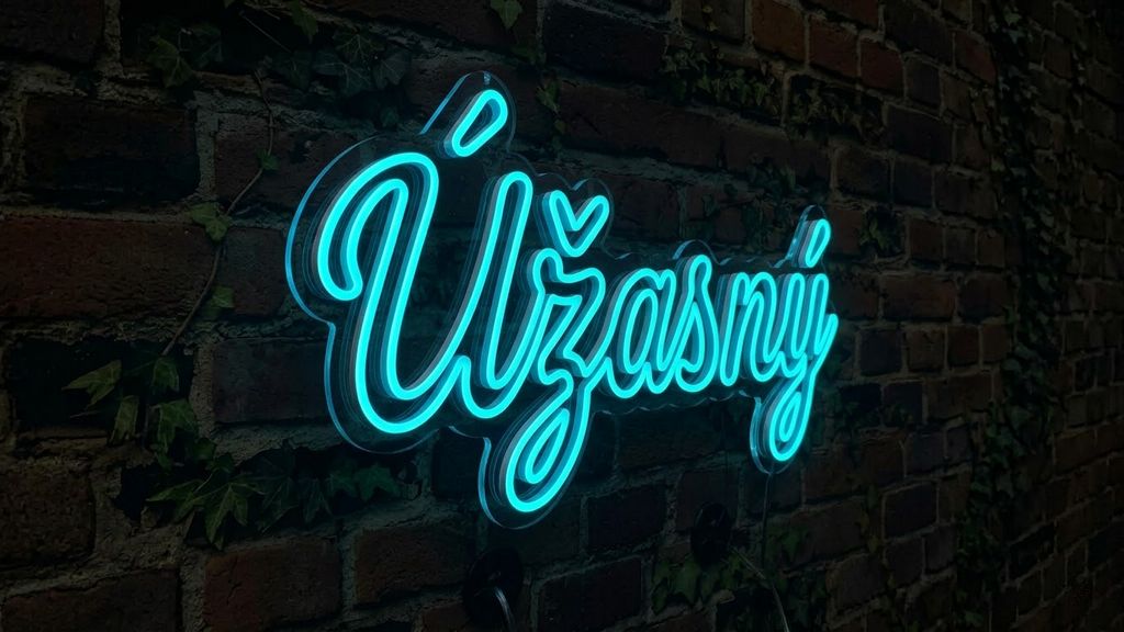 Úžasný! LED neonový nápis - pozitivní český výraz jako svítící dekorace | Omineo