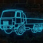 Auto Tatra LED neon - ikonický český automobil jako světelná dekorace | Omineo