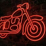 Motorka Jawa LED neon - legendární český motocykl jako neonová dekorace | Omineo